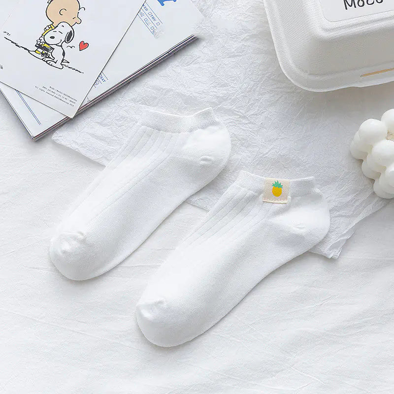 Trendy and Cute Women's Thin Boat Socks