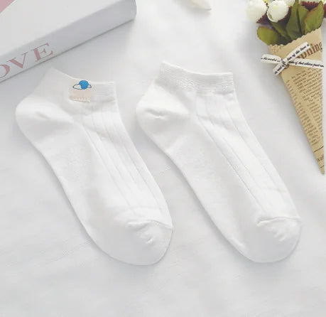 Trendy and Cute Women's Thin Boat Socks